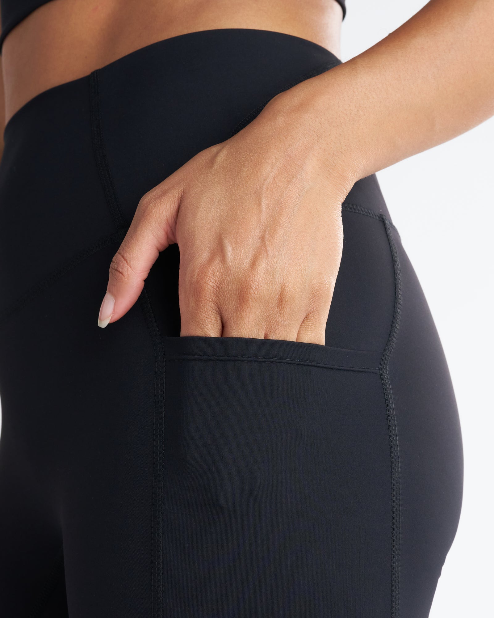 Endura-Train™ Pocket Legging - Black