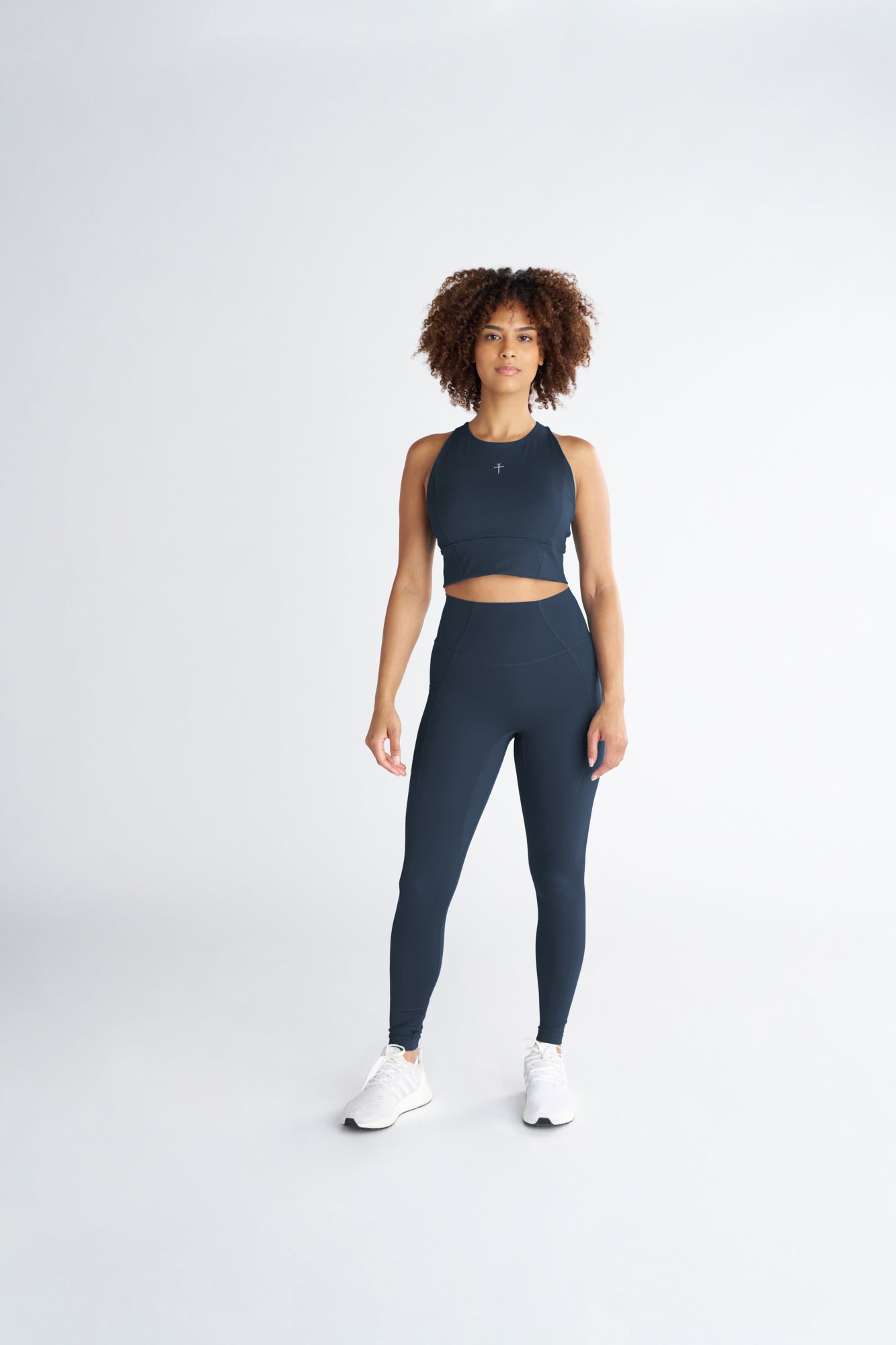Endura-Train™ Longline Bra - Midnight Navy