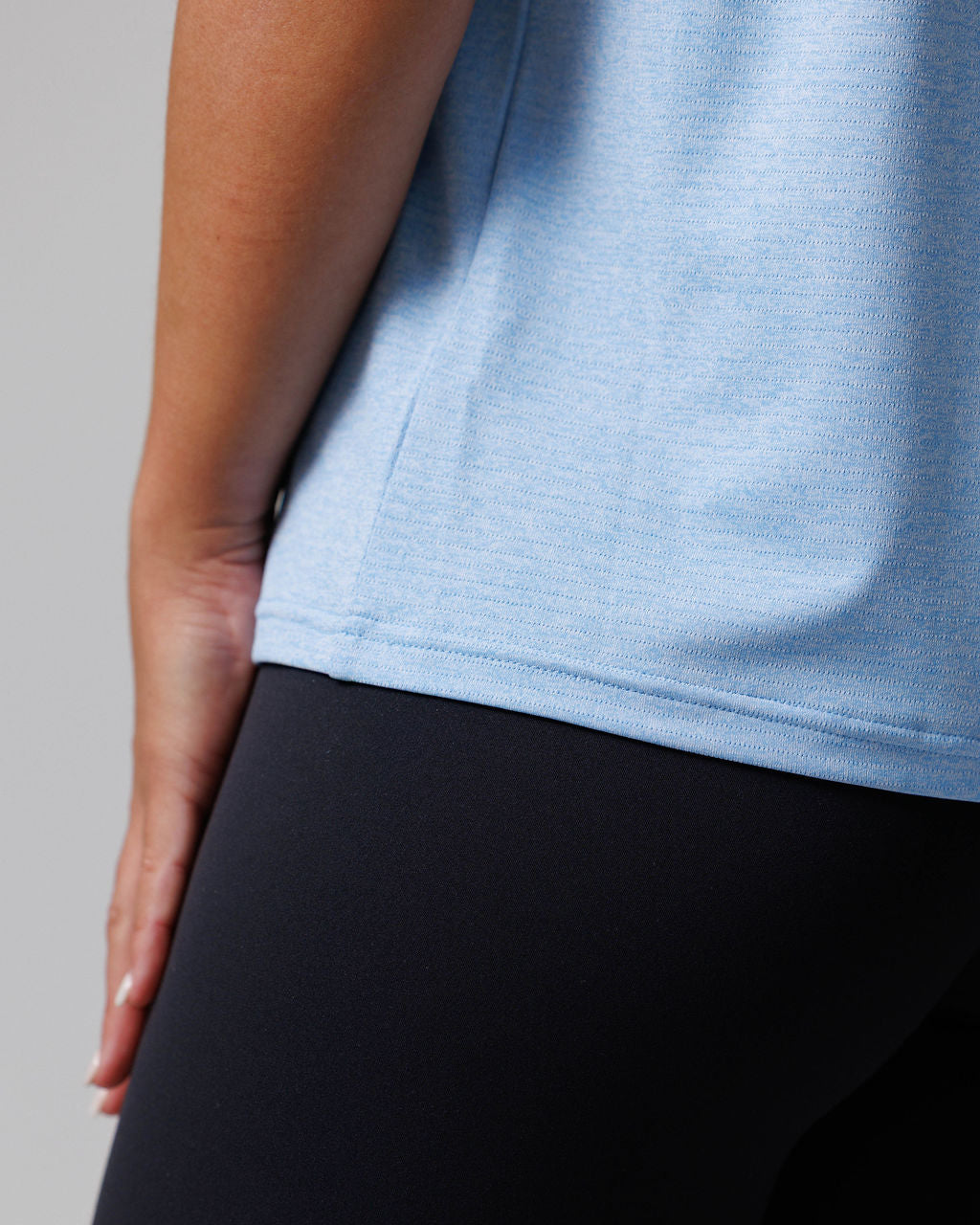 Women's Aion-Lite™ Relaxed Tee "Cross" - Sky Blue Marl